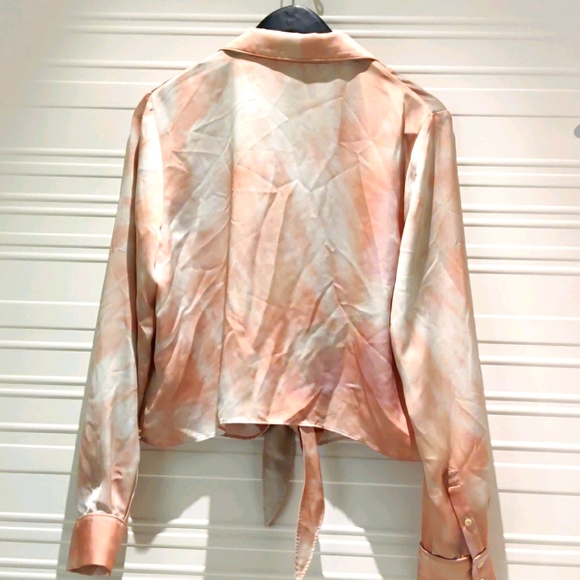 Aritzia Wilfred Tie Dye Tie Front Crop Top Size L - Picture 7 of 9